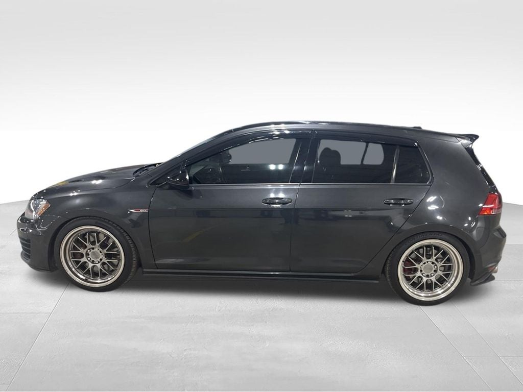 2017 Volkswagen Golf GTI Sport