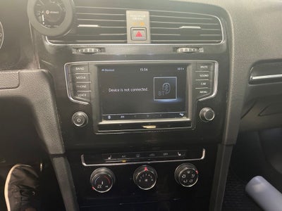 2017 Volkswagen Golf GTI Sport
