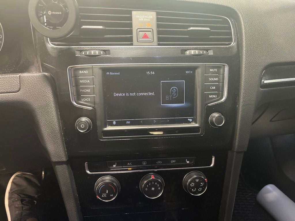2017 Volkswagen Golf GTI Sport