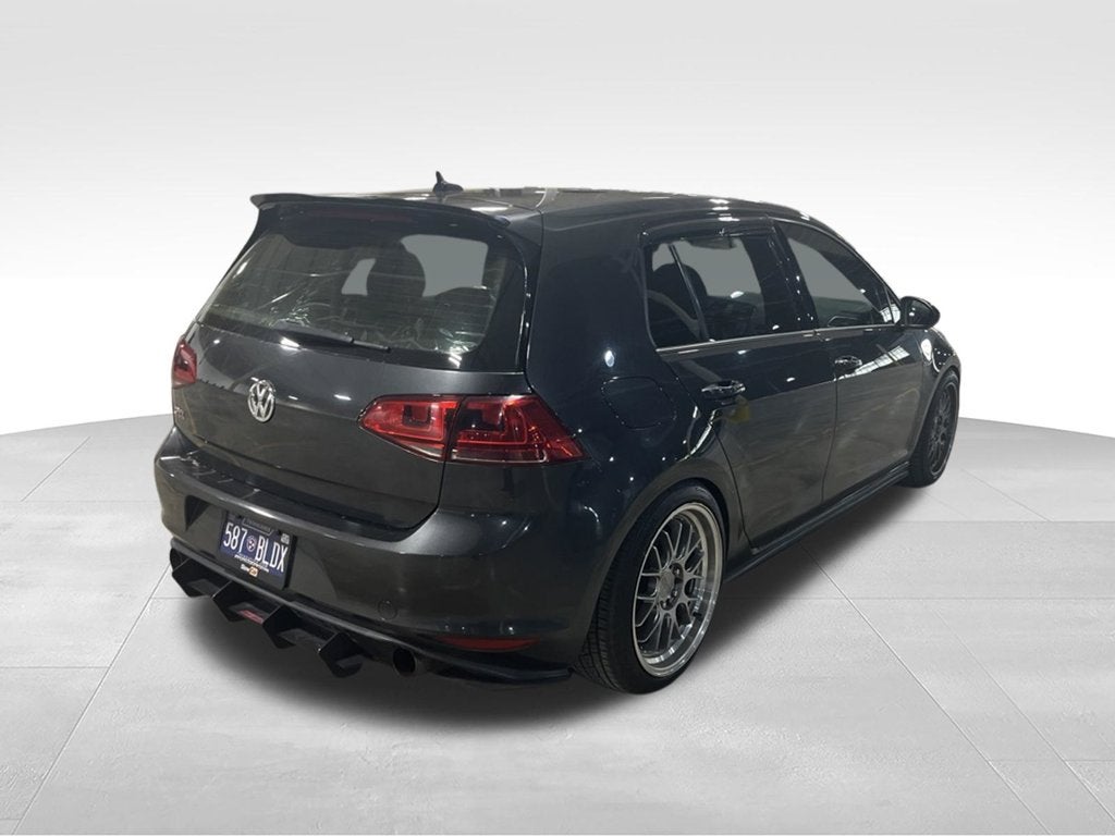 2017 Volkswagen Golf GTI Sport