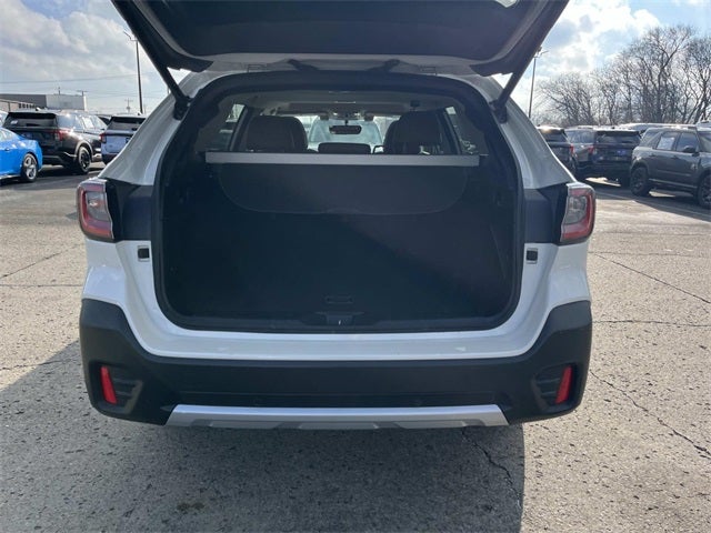 2022 Subaru Outback Touring XT