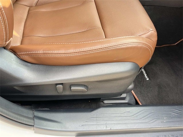 2022 Subaru Outback Touring XT