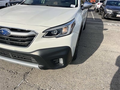 2022 Subaru Outback Touring XT