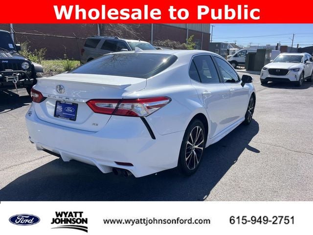 2020 Toyota Camry SE