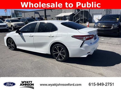 2020 Toyota Camry SE