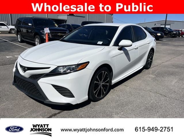 2020 Toyota Camry SE