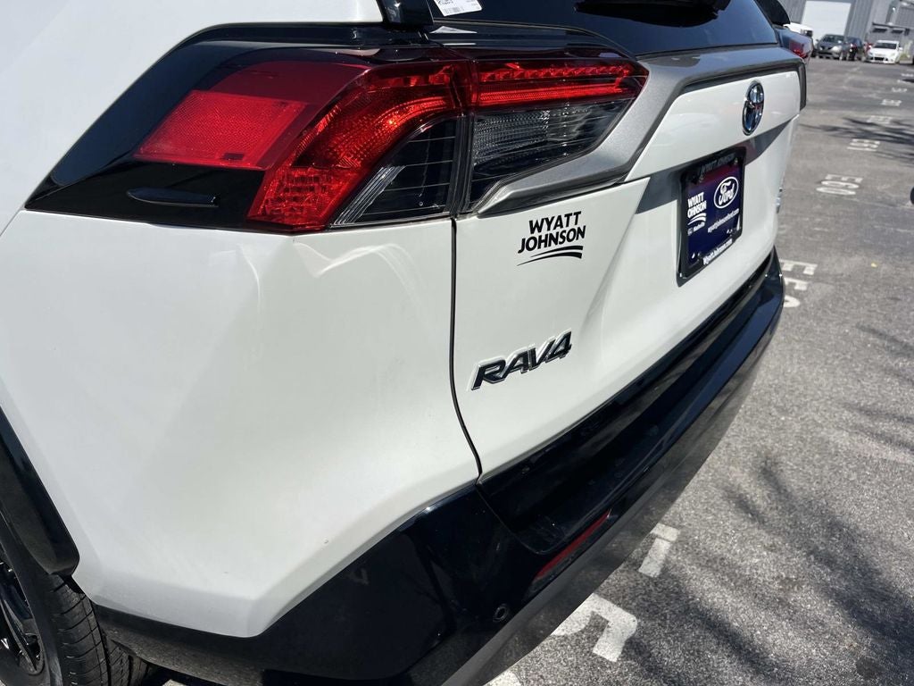 2023 Toyota RAV4 Hybrid XSE