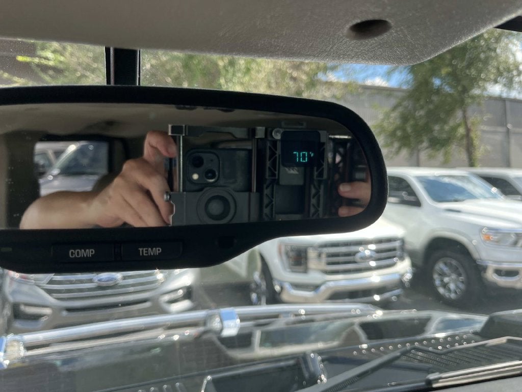 2004 Hummer H2 Base