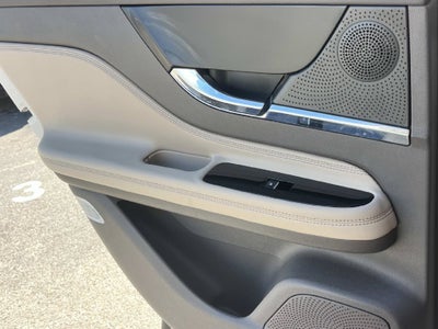 2024 Lincoln Corsair Premiere