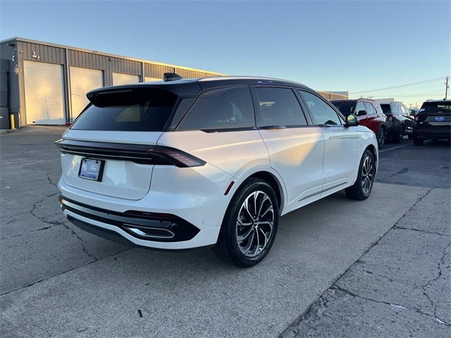 2024 Lincoln Nautilus Reserve