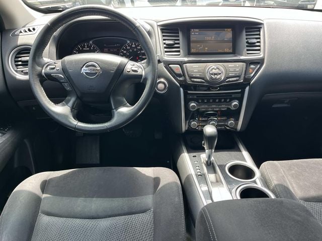 2015 Nissan Pathfinder SV