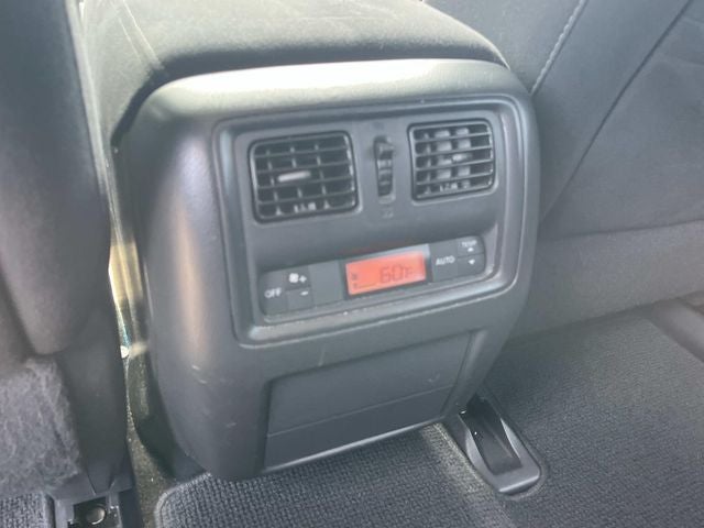 2015 Nissan Pathfinder SV
