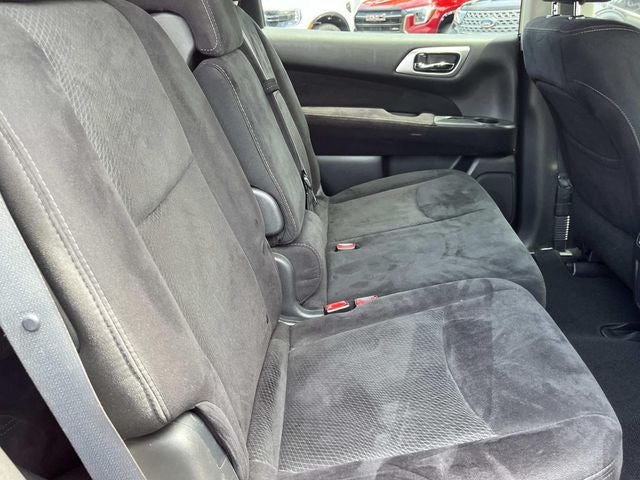 2015 Nissan Pathfinder SV