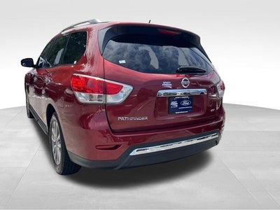 2015 Nissan Pathfinder SV