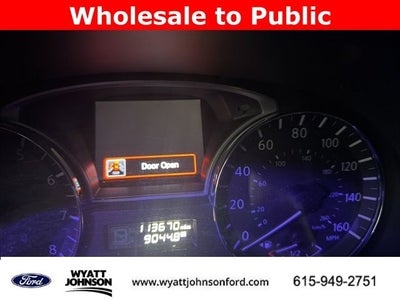 2015 Nissan Pathfinder SV