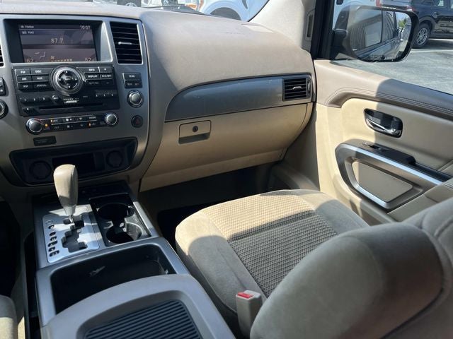 2015 Nissan Armada SV
