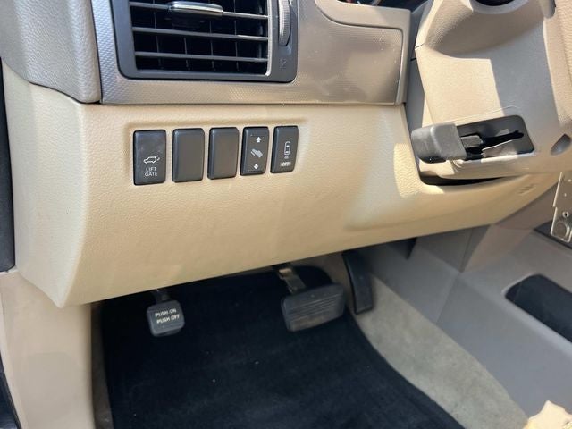 2015 Nissan Armada SV