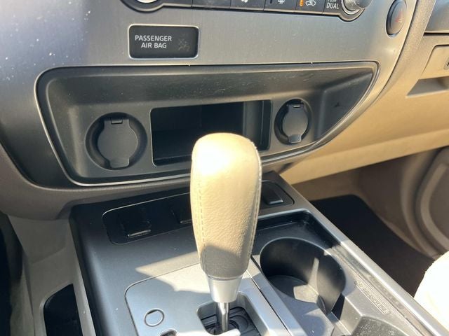 2015 Nissan Armada SV