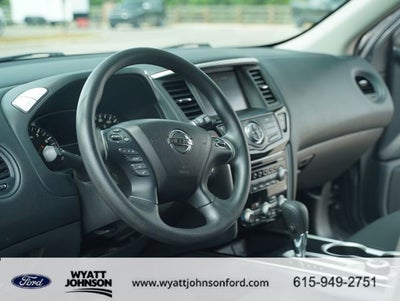 2020 Nissan Pathfinder S