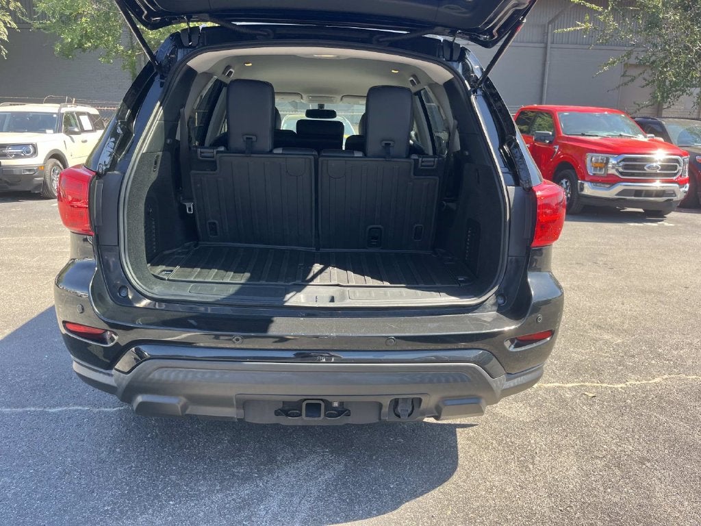 2019 Nissan Pathfinder SV