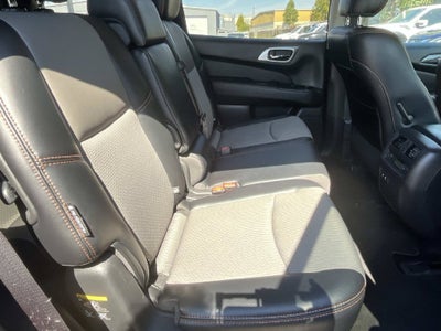 2019 Nissan Pathfinder SV