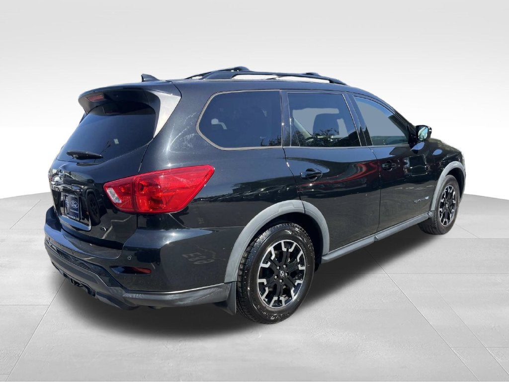 2019 Nissan Pathfinder SV
