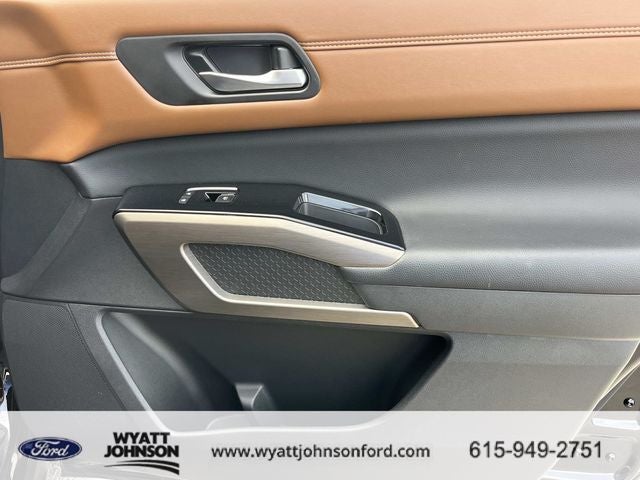 2024 Nissan Pathfinder Platinum