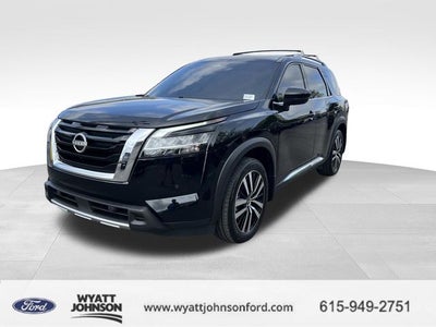 2024 Nissan Pathfinder Platinum