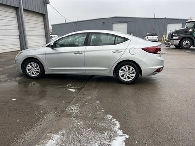 2019 Hyundai Elantra SE