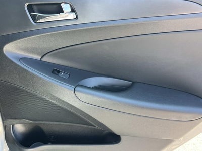 2013 Hyundai Sonata SE