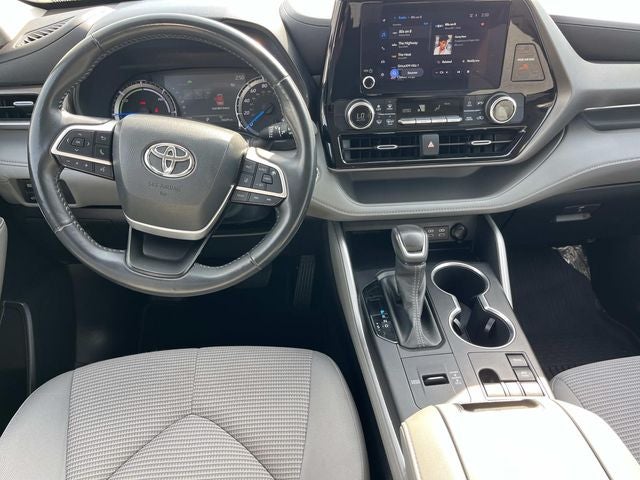 2023 Toyota Highlander Hybrid LE