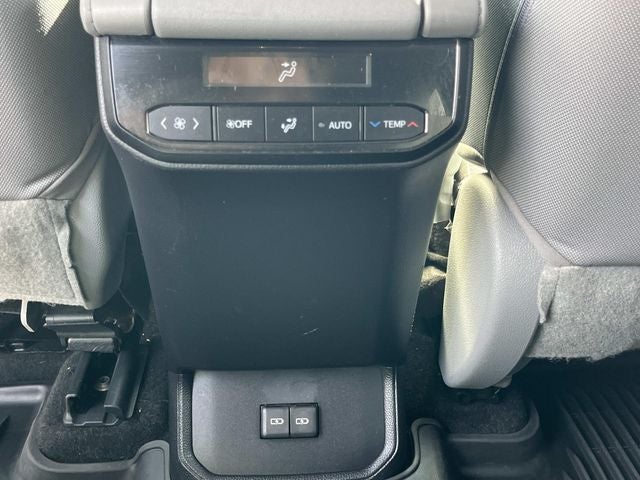 2023 Toyota Highlander Hybrid LE