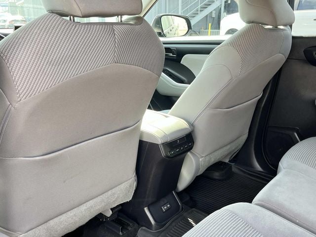 2023 Toyota Highlander Hybrid LE