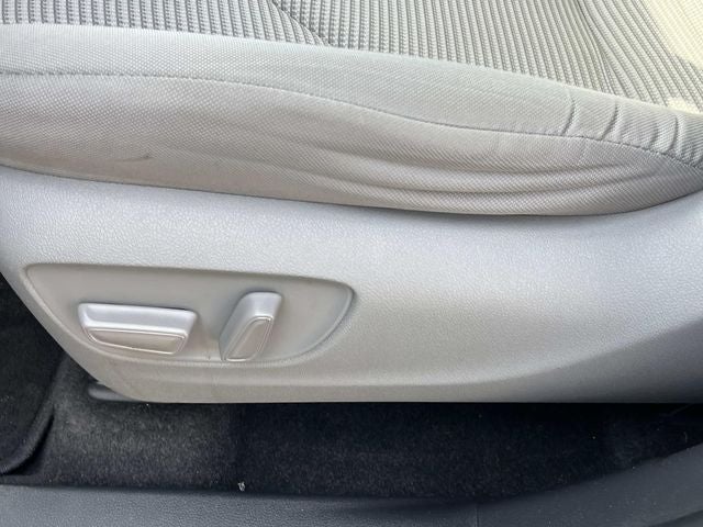 2023 Toyota Highlander Hybrid LE