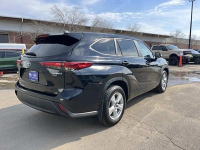 2023 Toyota Highlander Hybrid LE