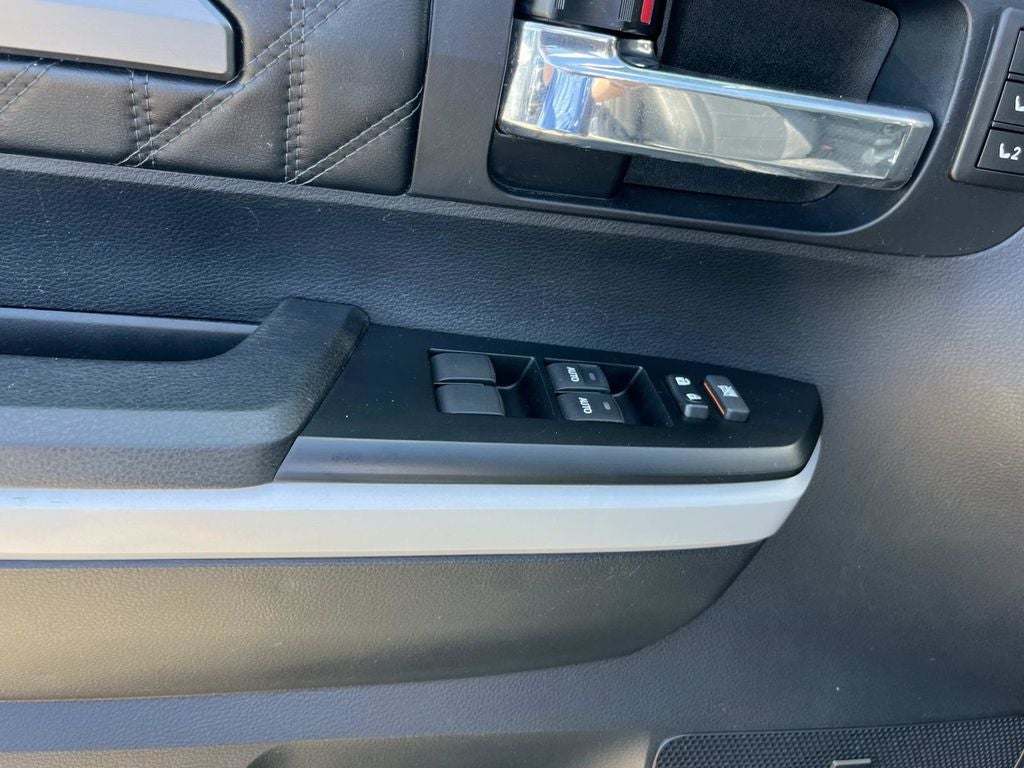 2018 Toyota Tundra Platinum 5.7L V8