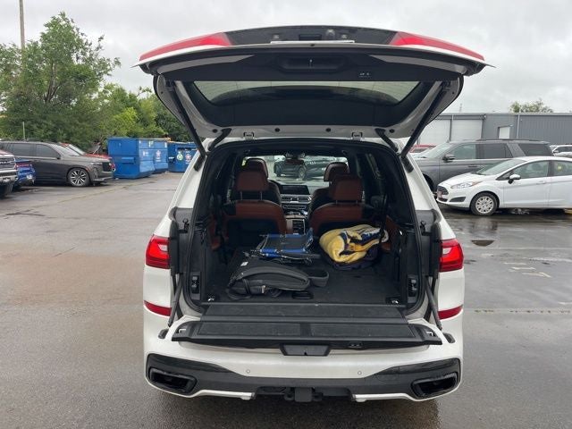 2021 BMW X7 M50i