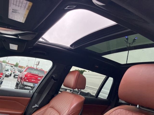 2021 BMW X7 M50i