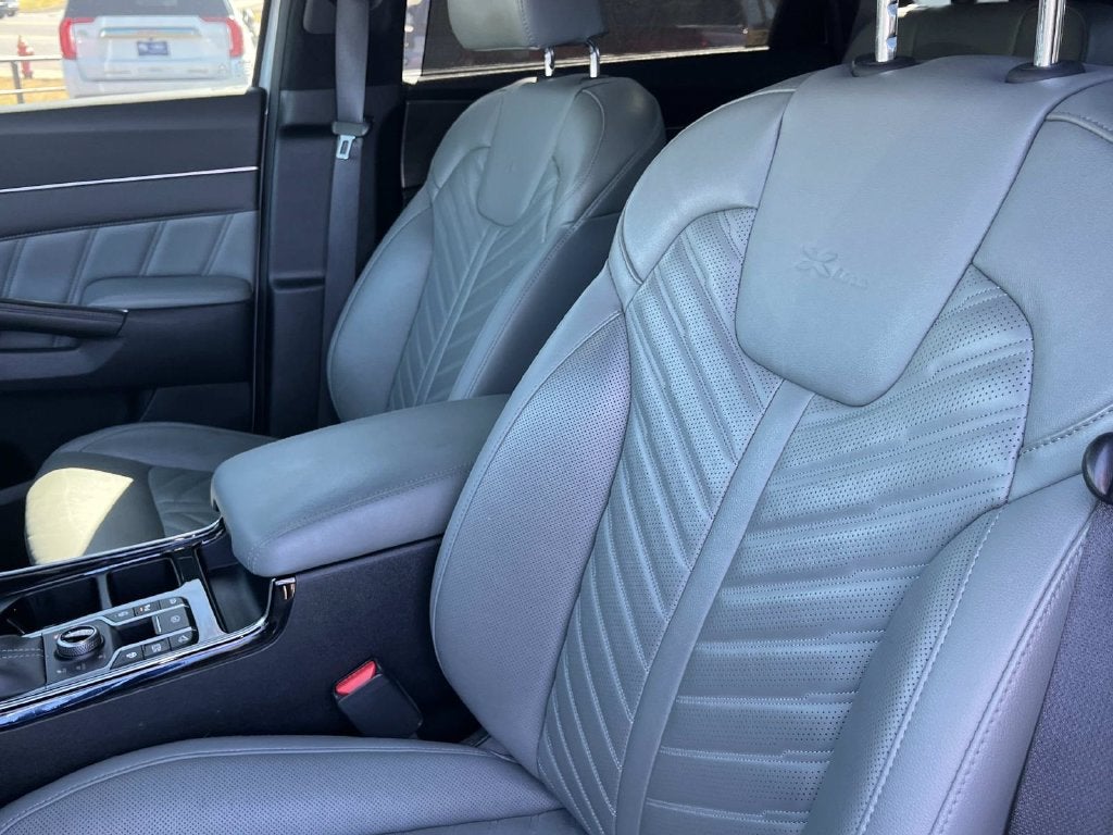 2024 Kia Sorento X-Line SX Prestige