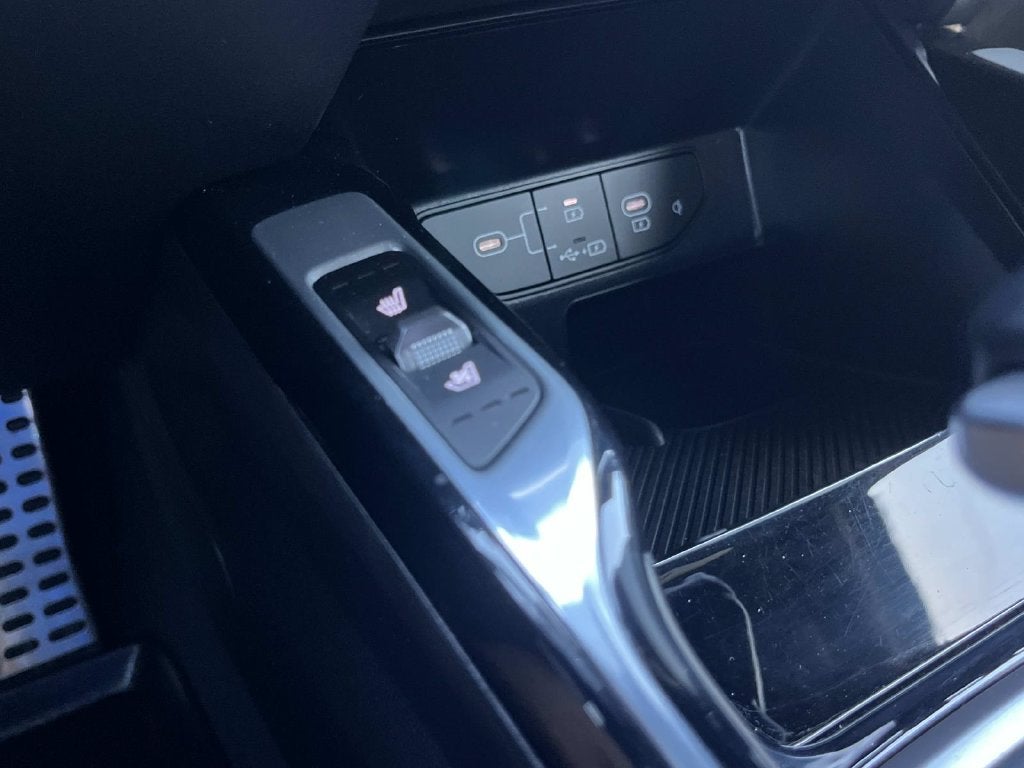 2024 Kia Sorento X-Line SX Prestige