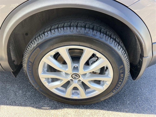 2022 Nissan Rogue Sport SV