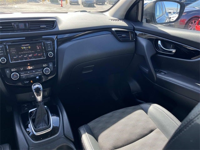 2022 Nissan Rogue Sport SV