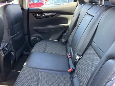 2022 Nissan Rogue Sport SV