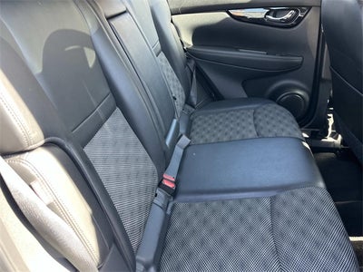 2022 Nissan Rogue Sport SV