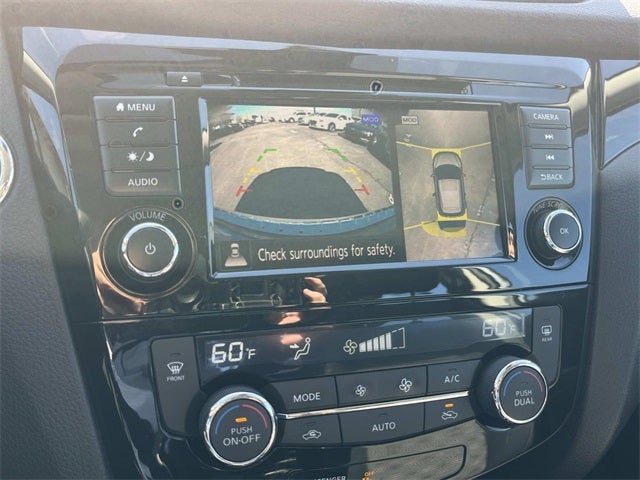 2022 Nissan Rogue Sport SV