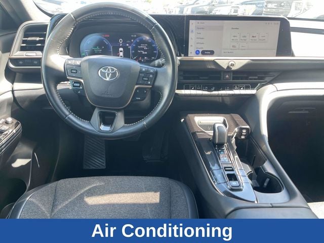 2024 Toyota Crown XLE
