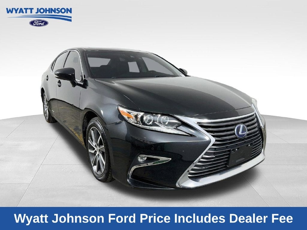 2016 Lexus ES 300h
