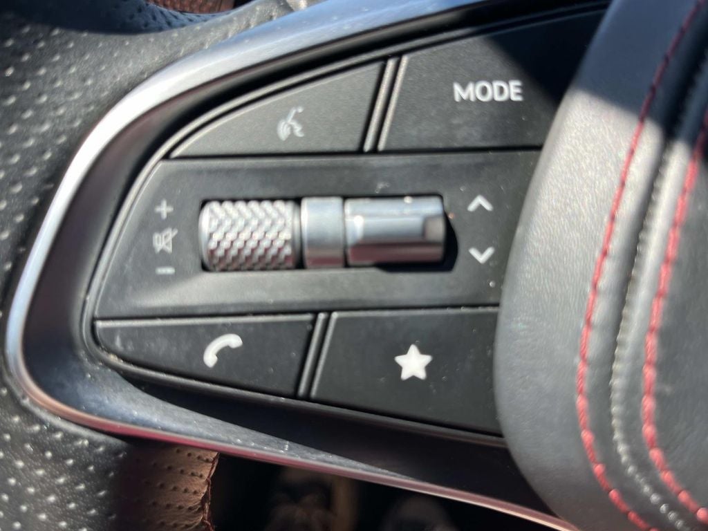 2023 Genesis GV70 2.5T
