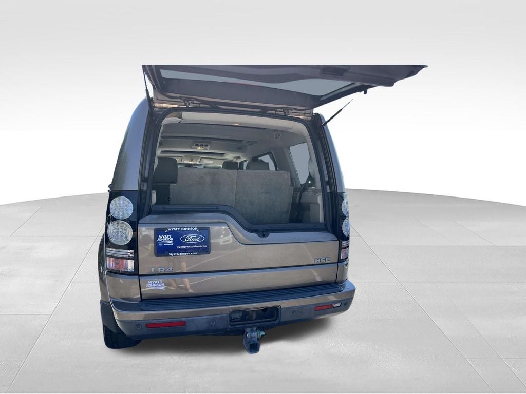 2014 Land Rover LR4 Base