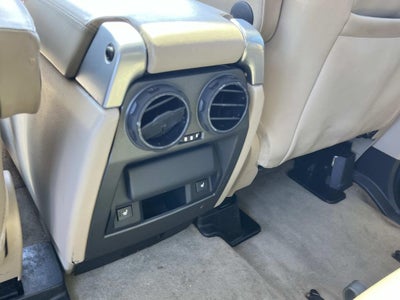 2014 Land Rover LR4 Base